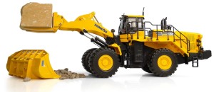 Ładowarka Komatsu WA600-8 - model w skali 1:50 / UH8153