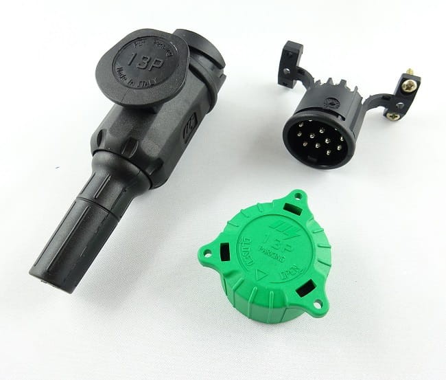 180212 wtyczka przyczepy 13-pin (1).JPG