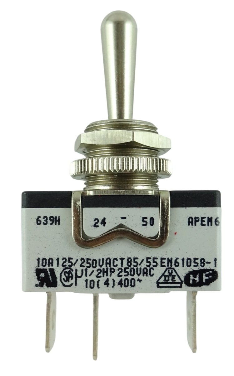apem-639h2-przelacznik-panelowy-spdt-on-off-on-przod.jpg