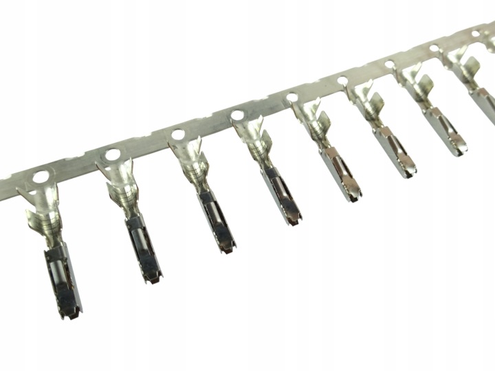 Terminal-zenski-CYNOWANY-Bosch-1928498001-BMK-0-6-na-kabel-0-50-75-mm2.jpg