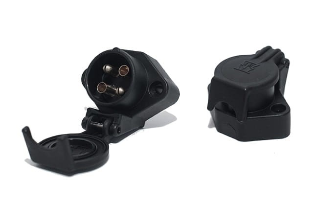 gniazdo 4 pin Erich Jaeger.jpg