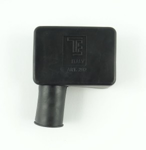 Osłona gumowa klemy minusowej kąt 90st czarna, prawa